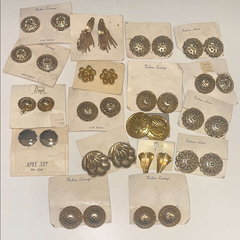 Vintage Gold Clip-On Earrings Set #A3